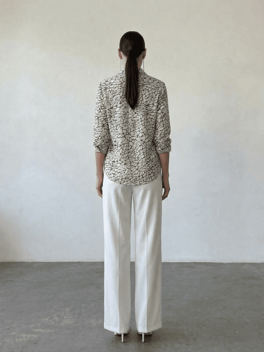 Camisa Estampada con Detalle de Agujetas 4